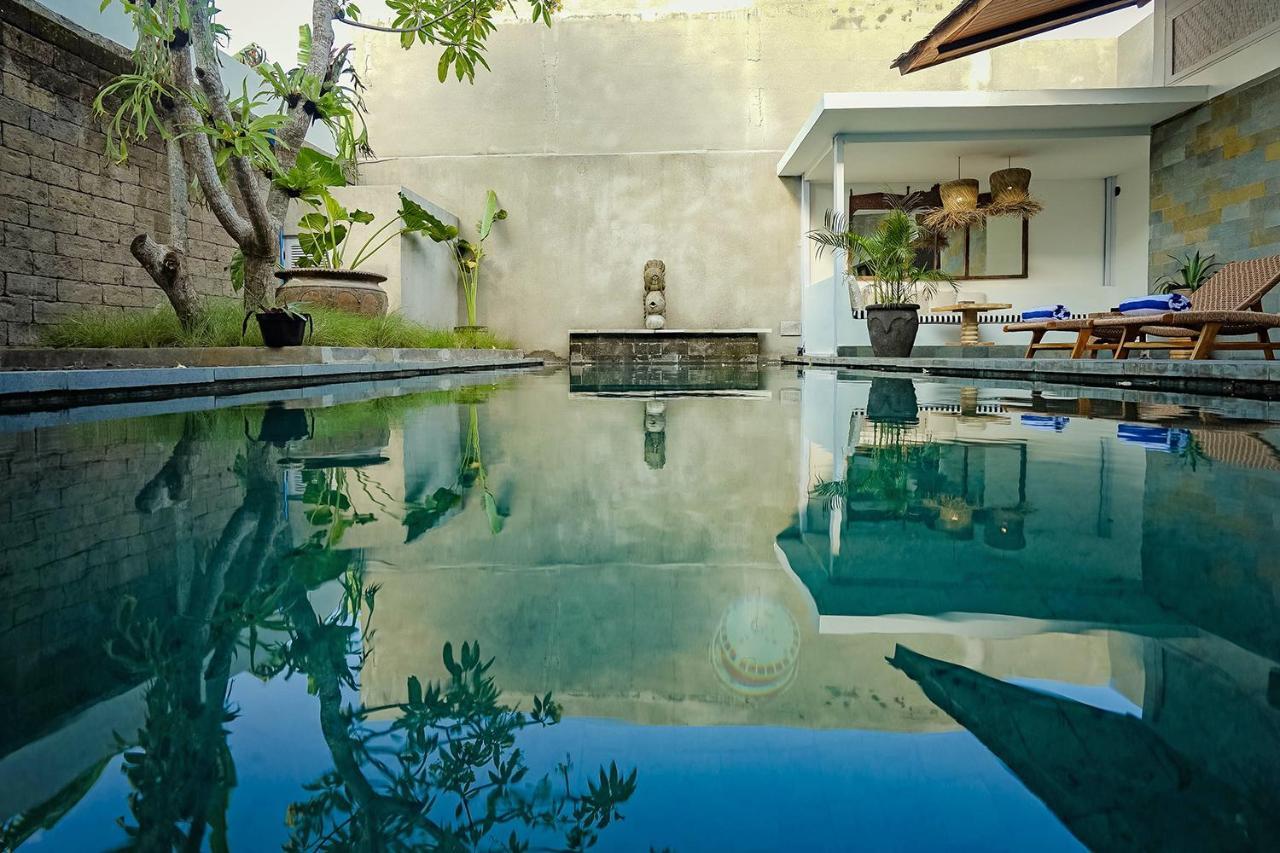 Bias Villa Seminyak 외부 사진