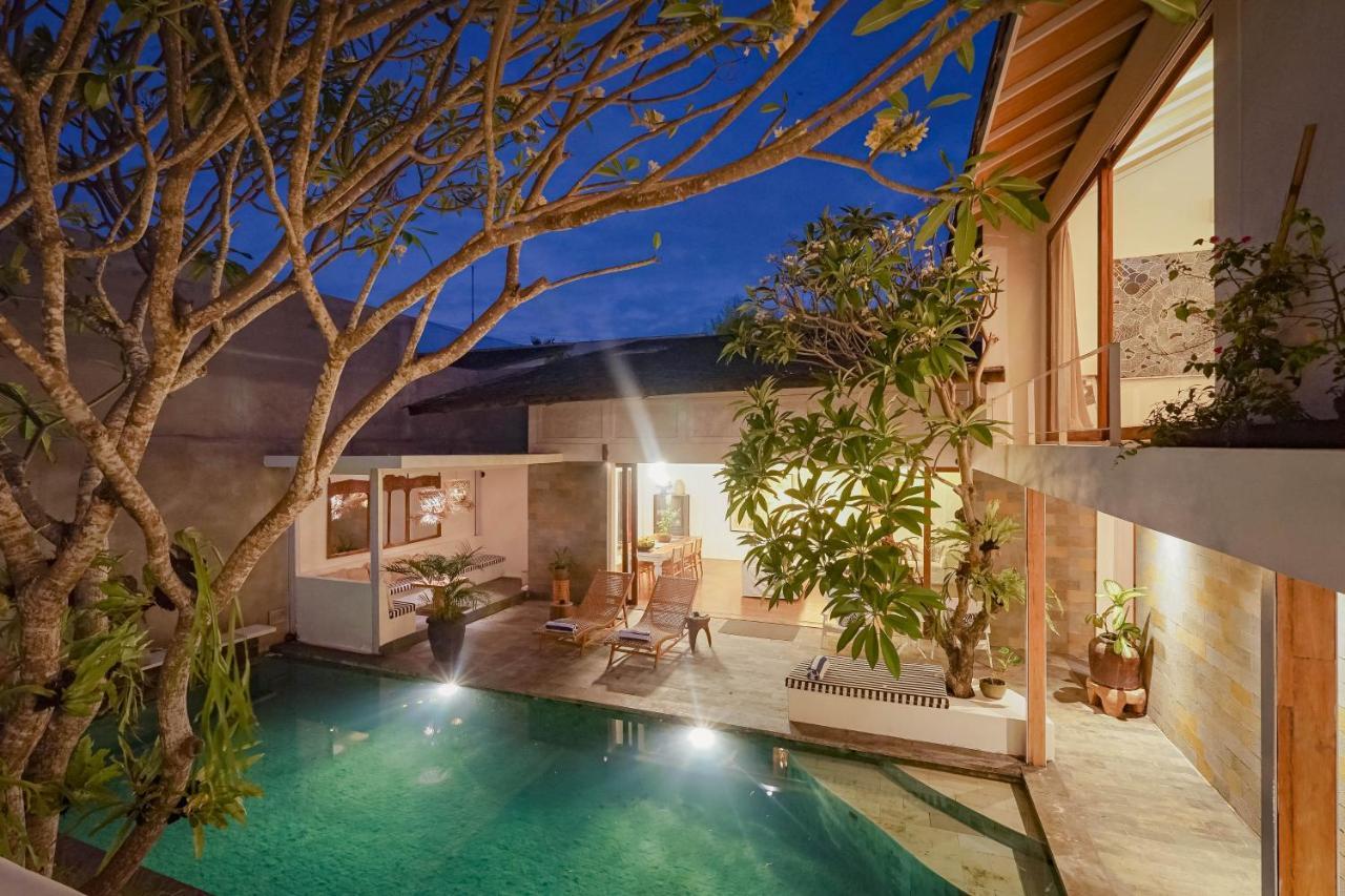 Bias Villa Seminyak 외부 사진