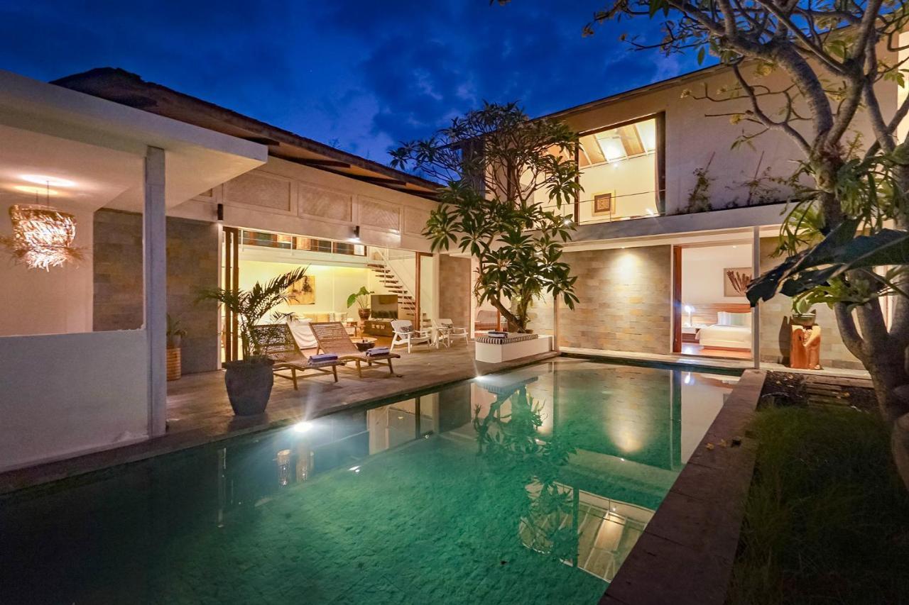 Bias Villa Seminyak 외부 사진