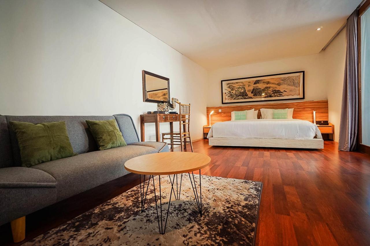 Bias Villa Seminyak 외부 사진