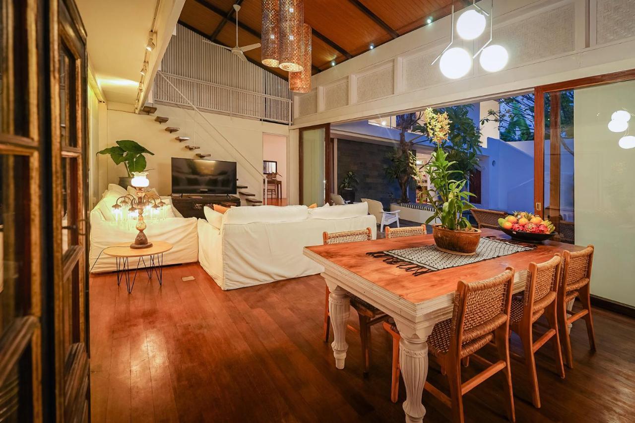Bias Villa Seminyak 외부 사진